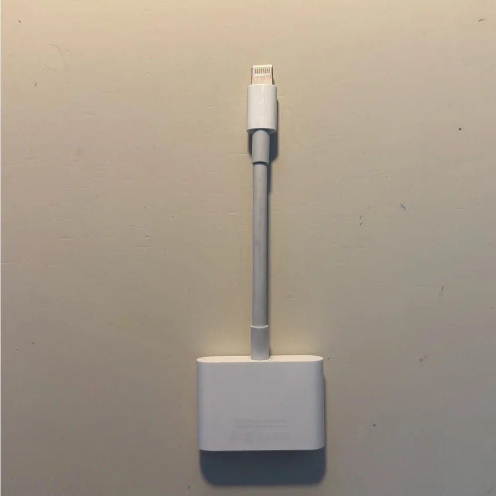 Apple White Lightning Adapter for SD Cards